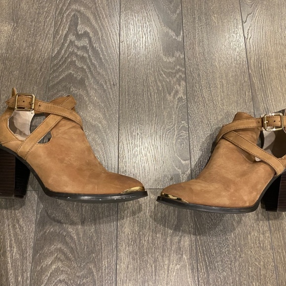 Aldo Womens Booties Size 7.5 Tan - Picture 3 of 3